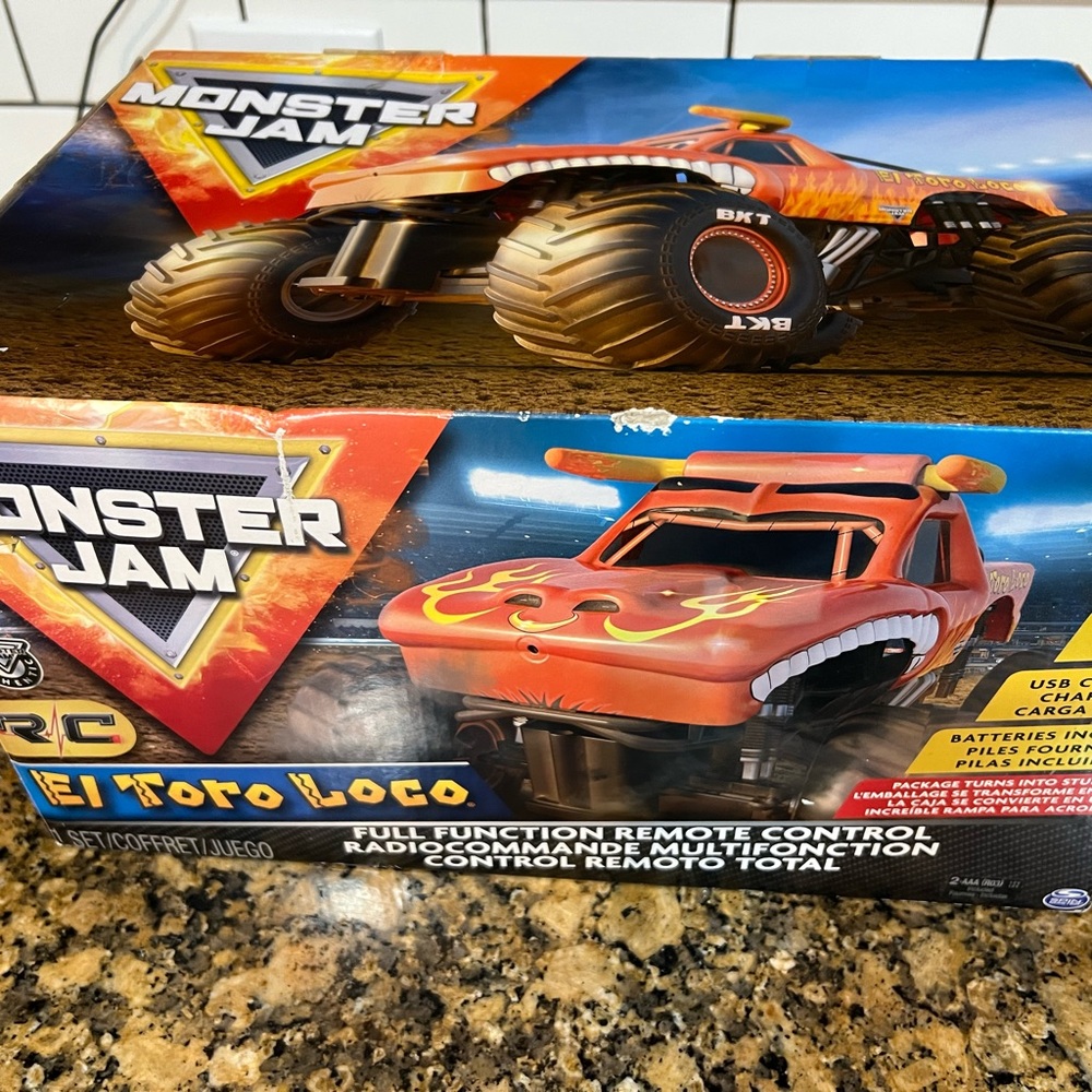 Monster Jam Official El Toro Loco RC Monster Truck 1:15